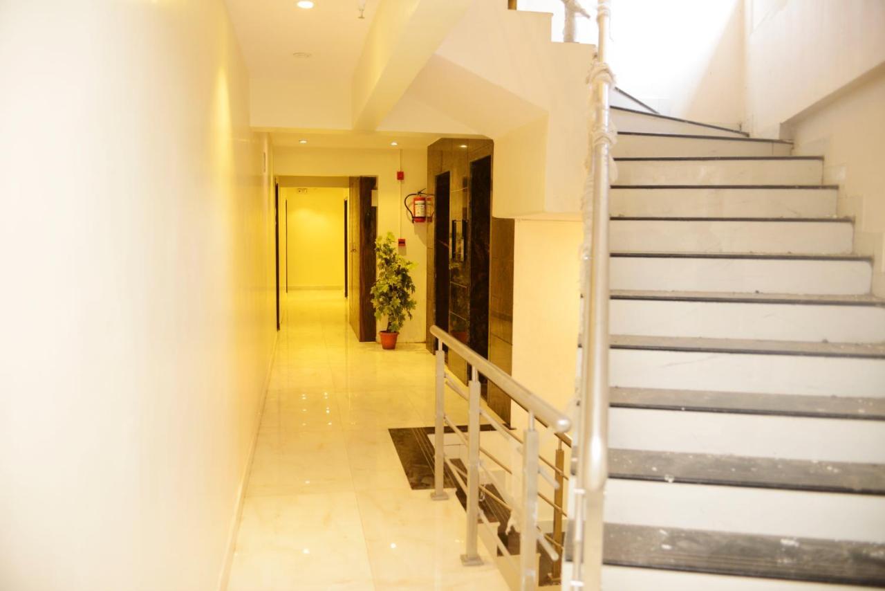 Hotel Ashyana - Near To Grant Road Station Mumbai Bombaim Exterior foto