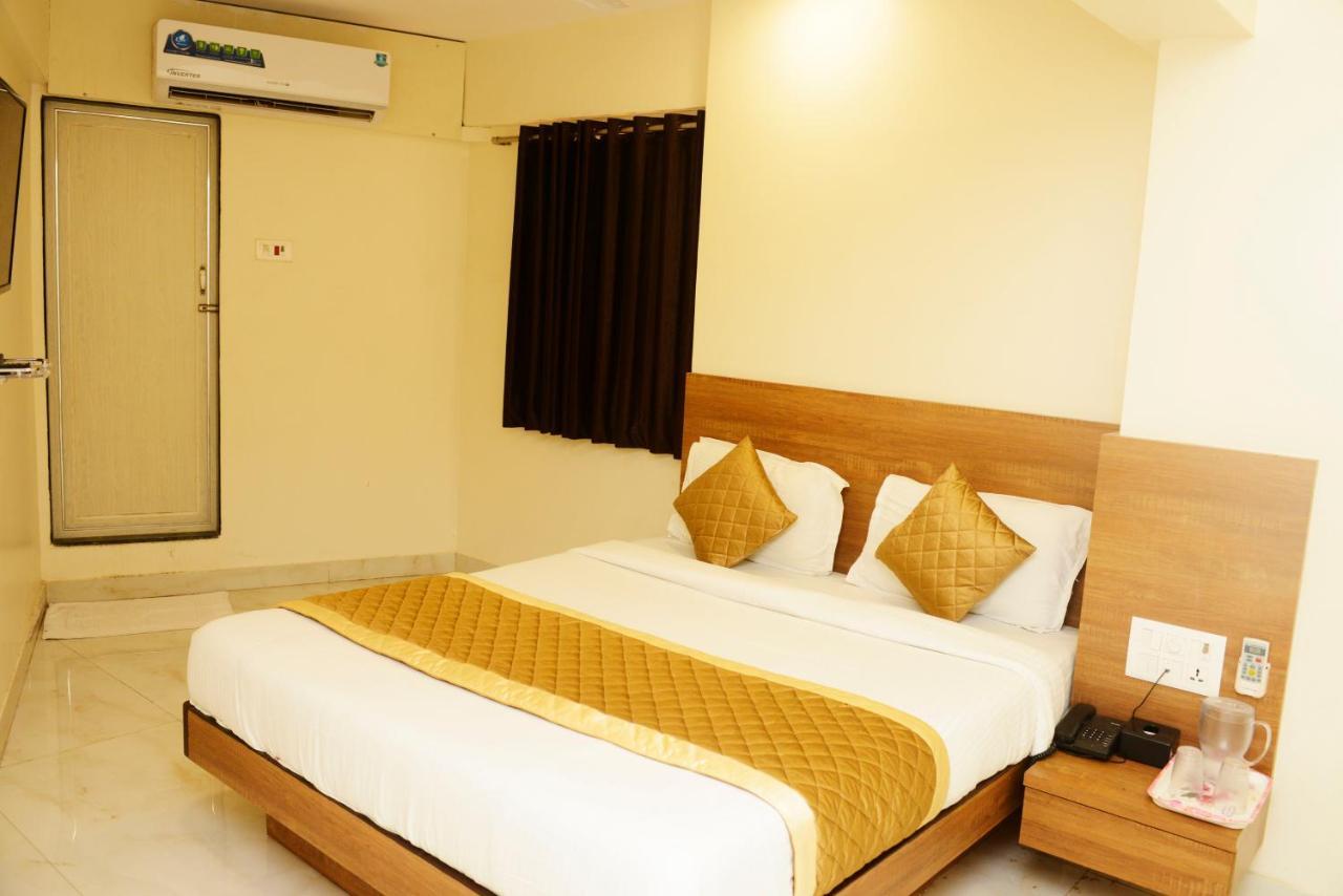 Hotel Ashyana - Near To Grant Road Station Mumbai Bombaim Exterior foto